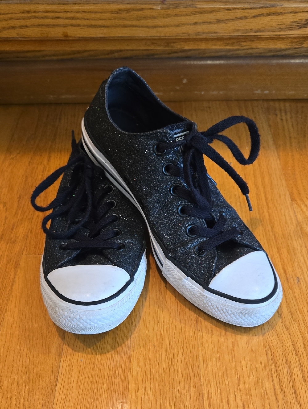 Converse Low Ox Black Iridescent Glitter Sneakers